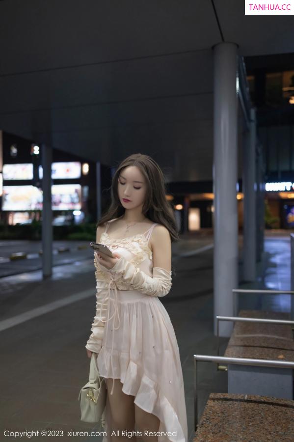  [XiuRen]高清写真图 2023.11.22 No.7702 杏子Yada 日本旅拍第2张图片